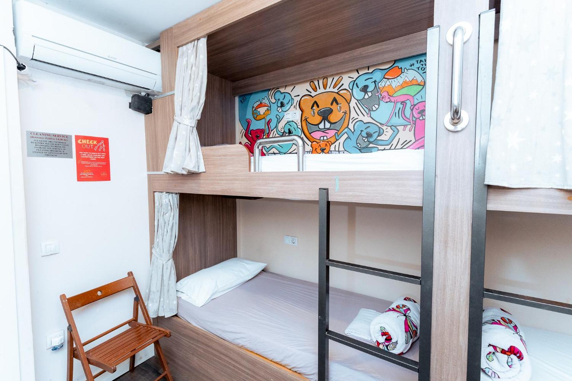 Barcelona & You Hostel Sagrada Familia Zewnętrze zdjęcie