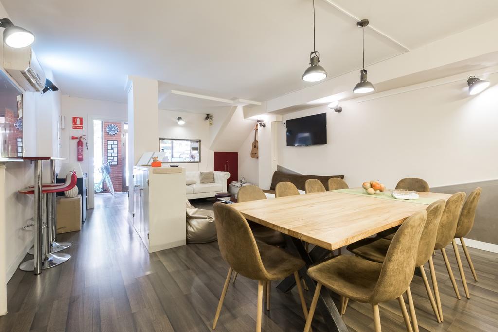 Barcelona & You Hostel Sagrada Familia Zewnętrze zdjęcie